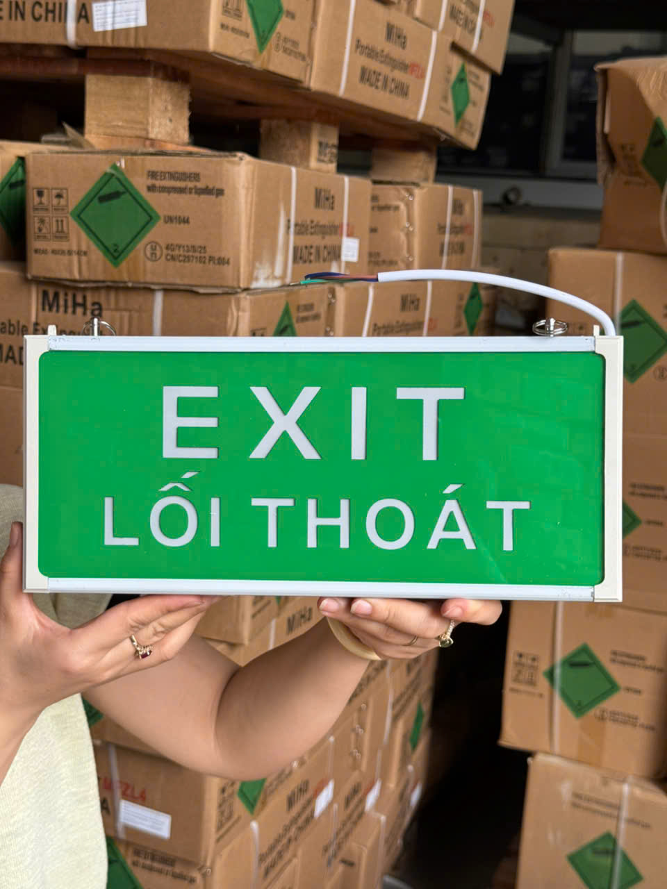 Đèn Exit Không Hướng Có Kiểm Định